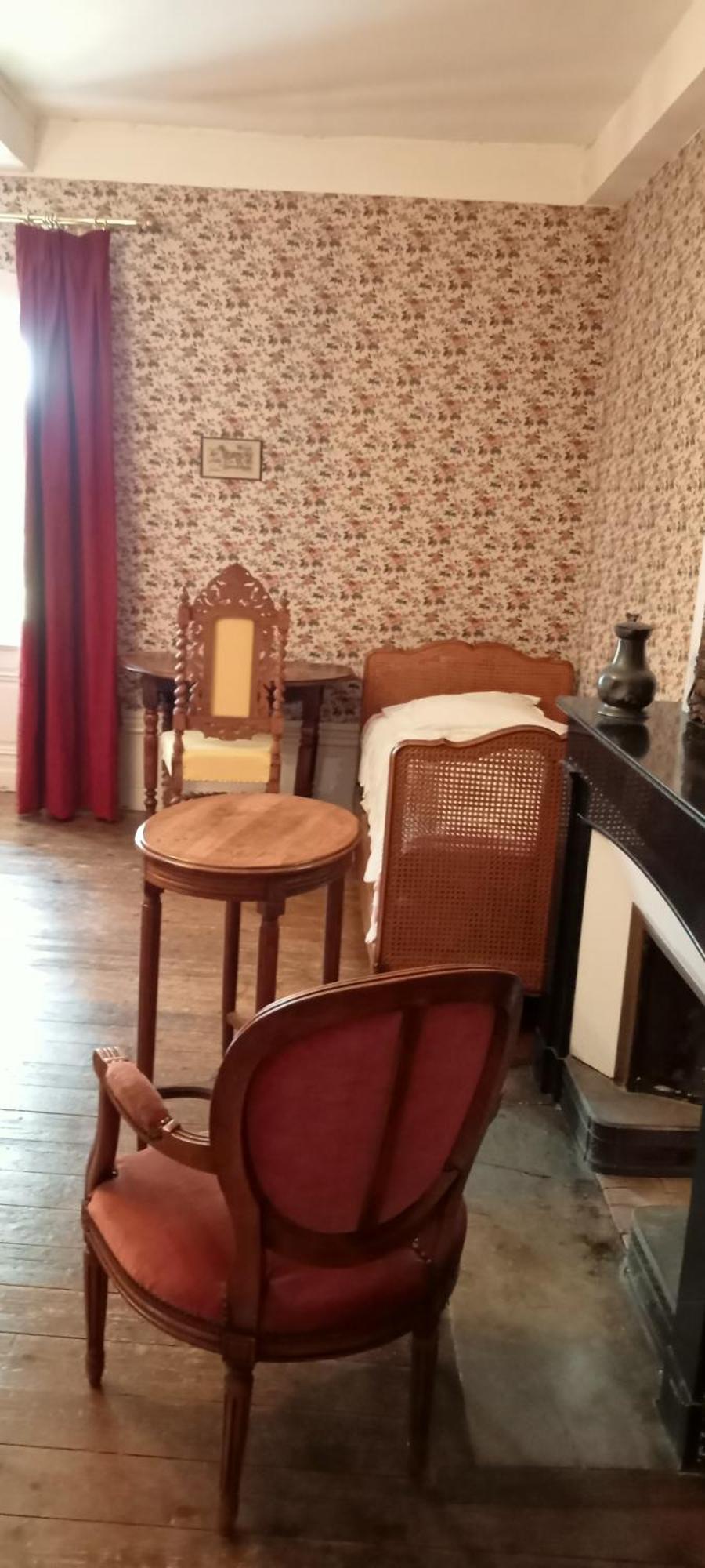 Manoir De Tourville Les Halles Luaran gambar